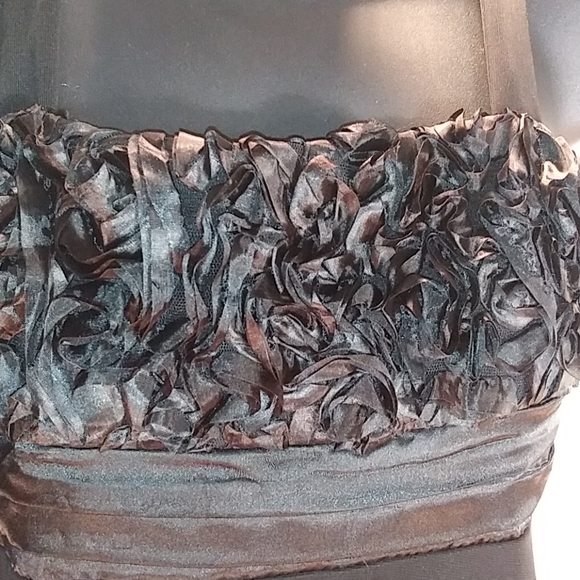 Ruby Rox - Picture 2 of 4